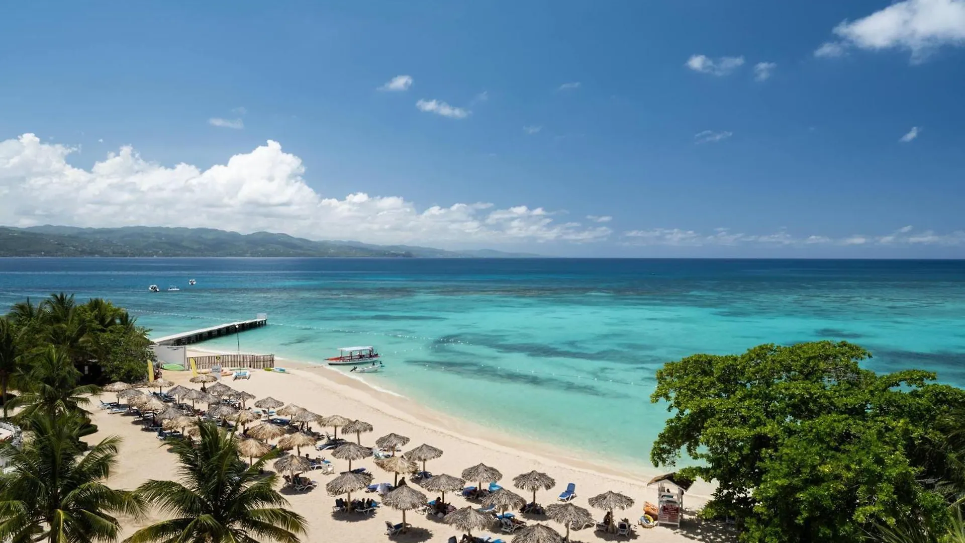 Grand Decameron Cornwall Beach, A Trademark All-Inclusive Resort 4*, Бухта Монтего