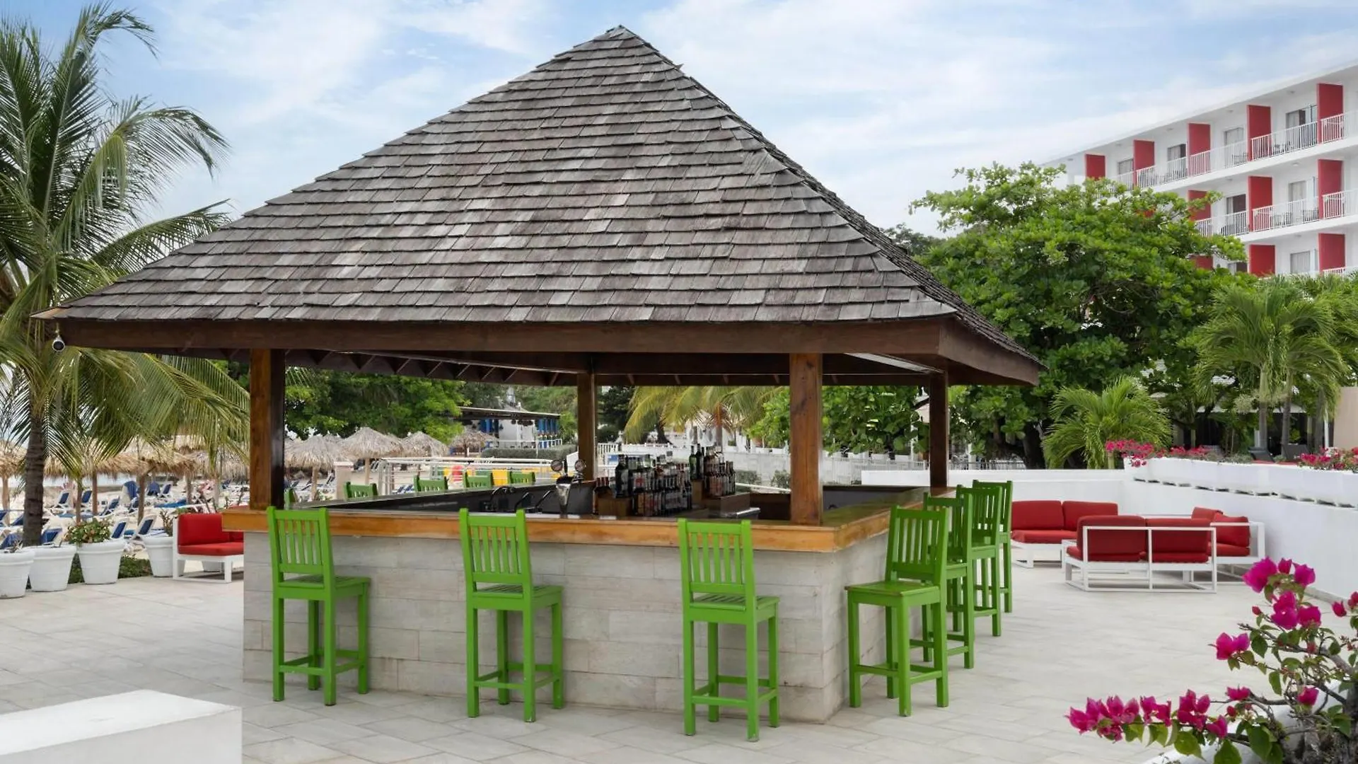 Grand Decameron Cornwall Beach, A Trademark All-Inclusive Resort