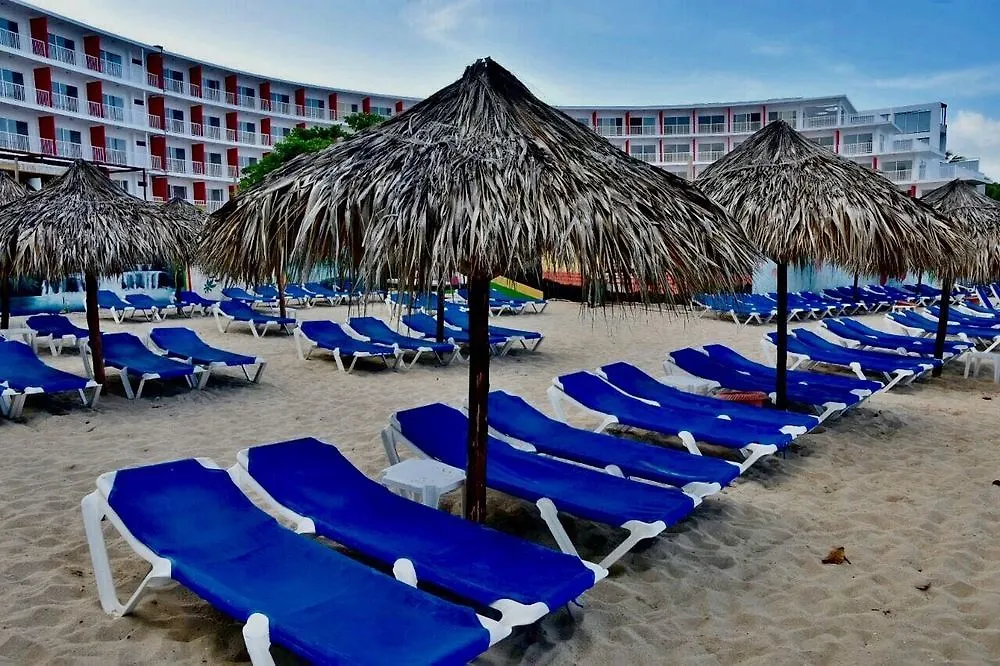 ****  Grand Decameron Cornwall Beach, A Trademark All-Inclusive Resort Ямайка