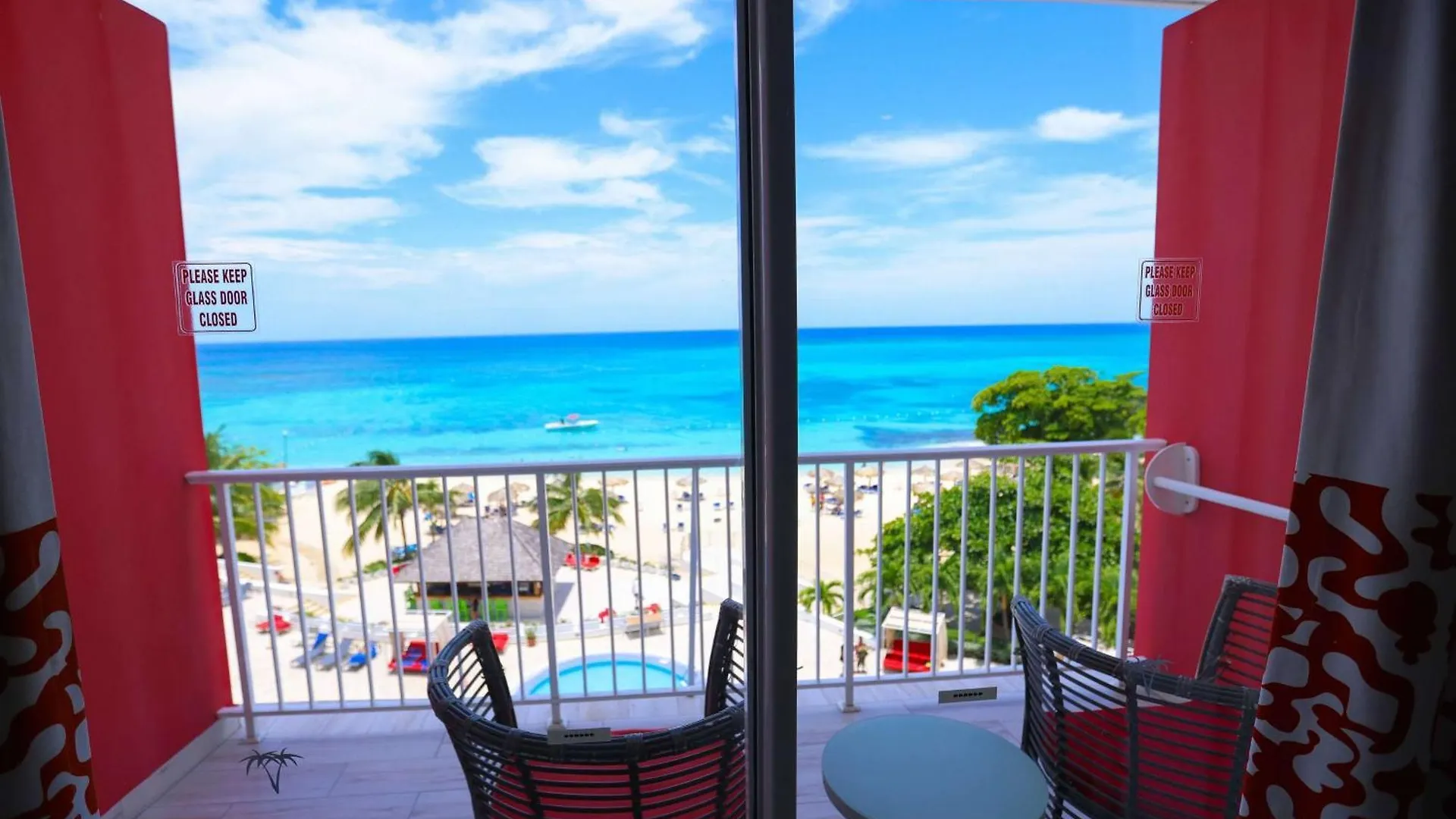 Grand Decameron Cornwall Beach, A Trademark All-Inclusive Resort 4*, Montego Bay