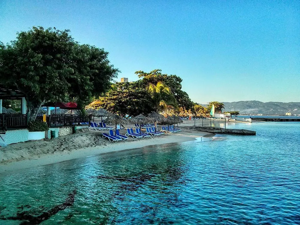 Grand Decameron Cornwall Beach, A Trademark All-Inclusive Resort Montego Bay Giamaica